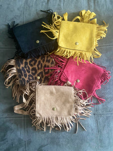 Vintage Tassel Shoulder Bag (More Colors)